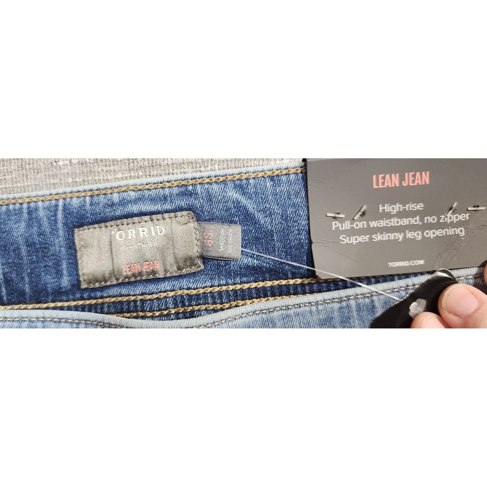 Torrid Lean Jean High Rise Pull On Super Skinny Leggings Light Wash 6S Plus Size - Picture 9 of 12